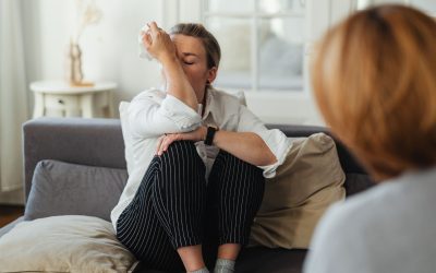Can a Life Coach treat clients for mental health issues?